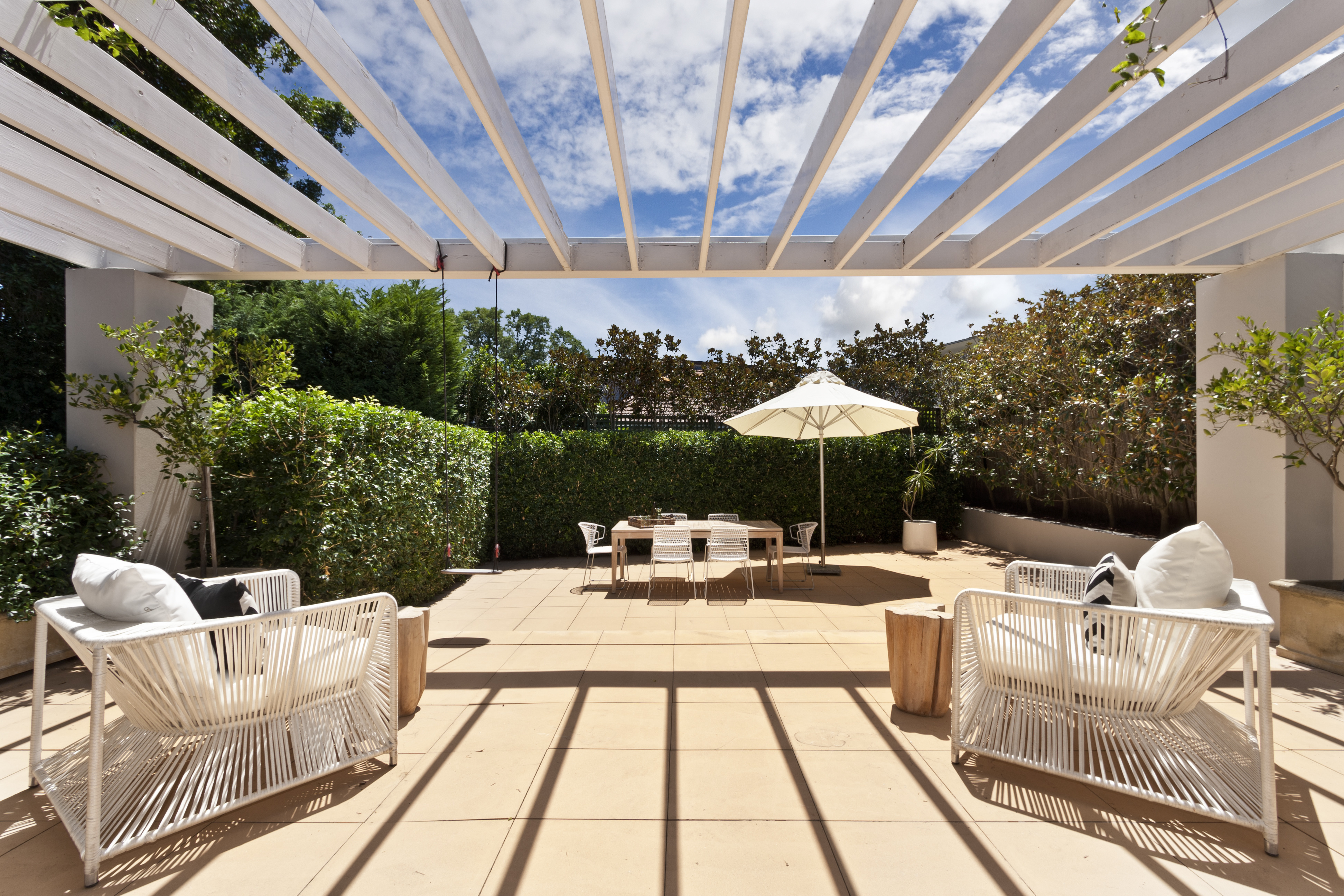 Choisir une pergola  Maisons Cr ation